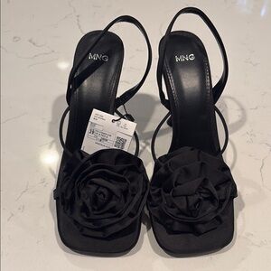 Mango black satin rose heeled sandals NWT size 8 never worn